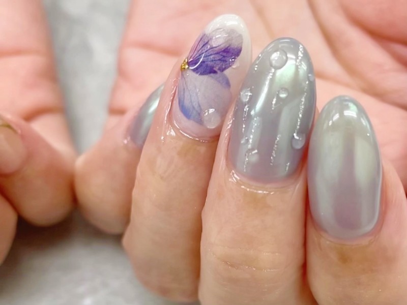 紫陽花ネイルの写真